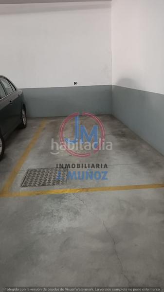 Foto 8397cb77-621f-449a-9ba9-0aac1ca07f43. Parking coche se venden plazas de garaje en Centro Antequera