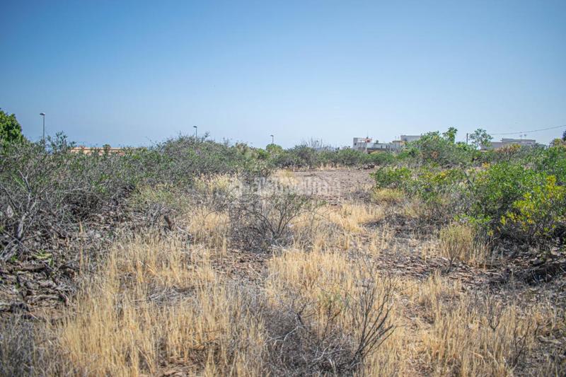 Foto 8600bff5-f484-4058-a25b-8e502b52fcfb. Landgut in La Camella Arona