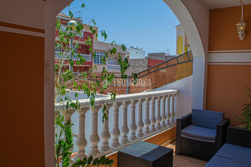 Foto c9a2244c-74f8-4ac5-b918-903e6c4b942a. Casa pareada casa en venta en Cho - Parque de la Reina Arona
