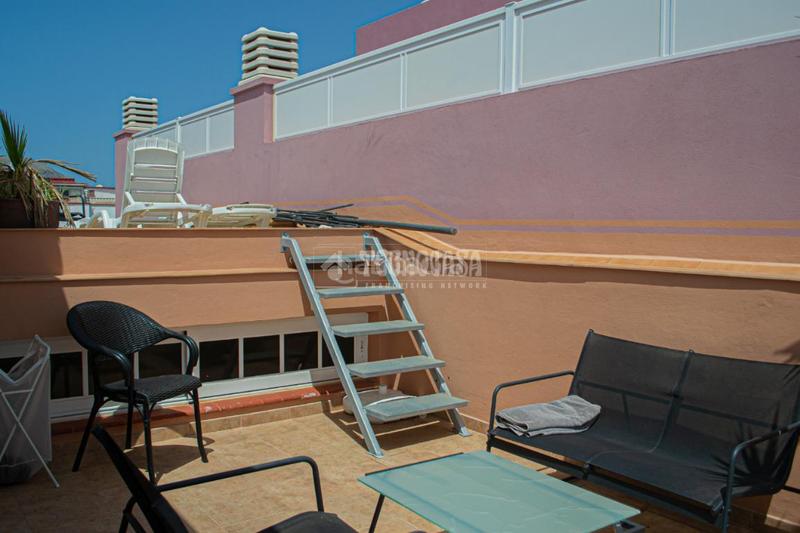 Foto fc27fc64-d3e7-43a1-bc57-0b788387cb7e. Casa pareada casa en venta en Cho - Parque de la Reina Arona