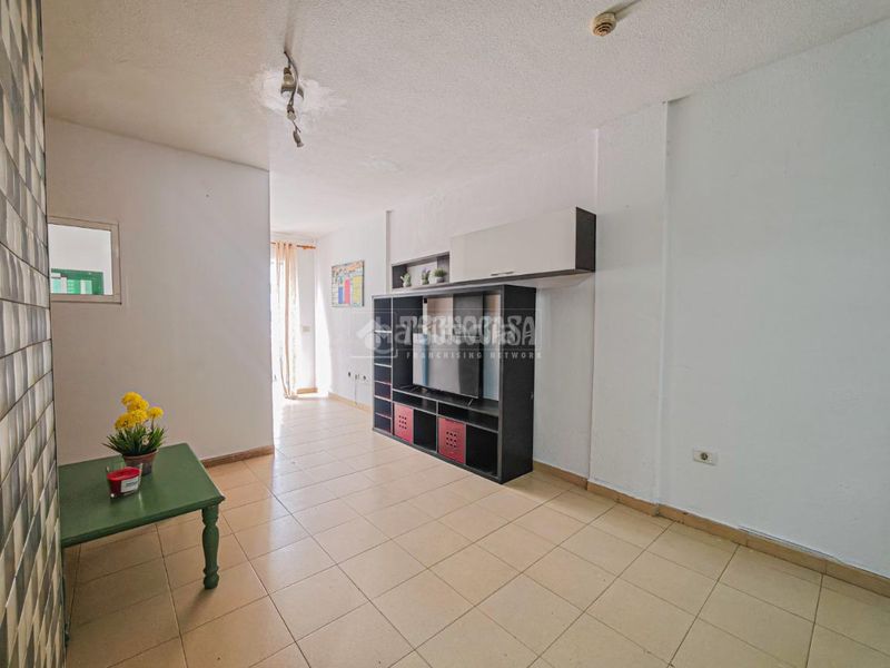 Foto 1a9a090a-9d6e-489e-8092-0fab505fe802. Pis a Costa del Silencio Arona