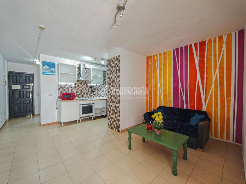 Foto ae806c34-c741-43f1-916e-62e1e71a2f16. Pis a Costa del Silencio Arona