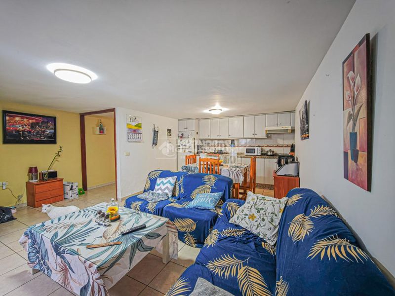 Foto ed11b40d-dc98-4c47-a7ed-3cc03cdb68fe. Piso  en venta en Valle San Lorenzo Arona