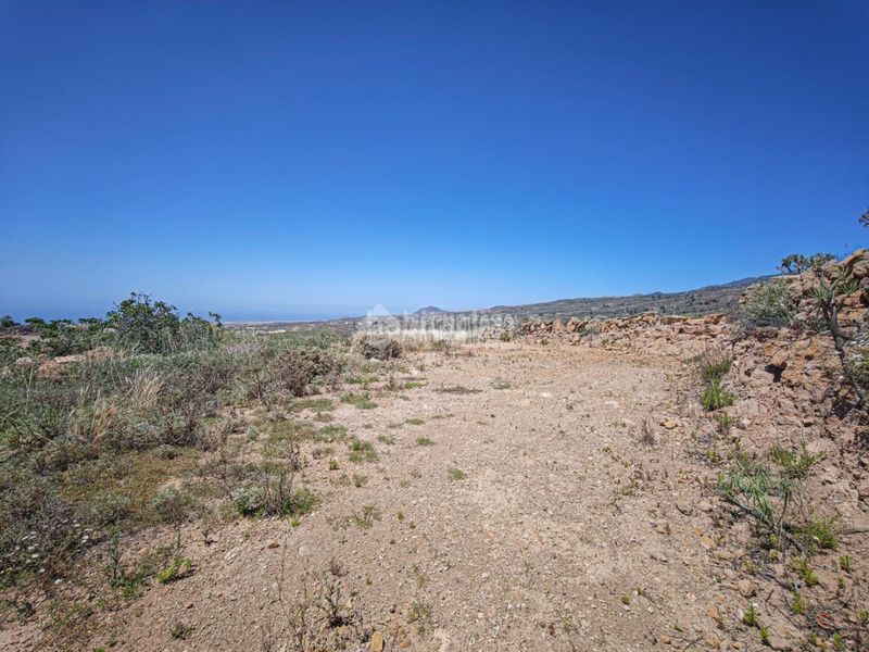 Foto f5b2bb8a-e03a-4859-90f8-cd784e555854. Finca rústica a Arona pueblo Arona