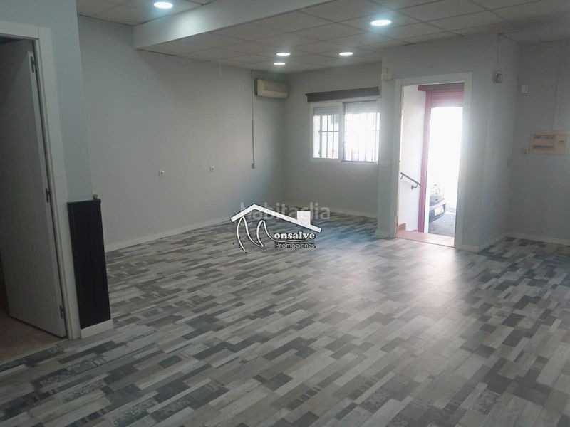Foto 6a172550-b803-4391-9045-1f67bb811f13. Affitto locale commerciale in avenida rufino rubio 10 in Yeles