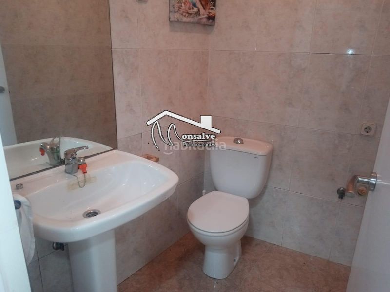Foto 7ff0e8b3-806c-4e07-8c39-46b243850e30. Affitto locale commerciale in avenida rufino rubio 10 in Yeles