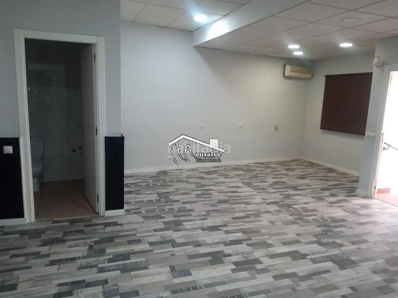 Foto 7525f081-6319-482f-a7a4-fd83614a94c1. Location local commercial dans avenida rufino rubio 10 dans Yeles