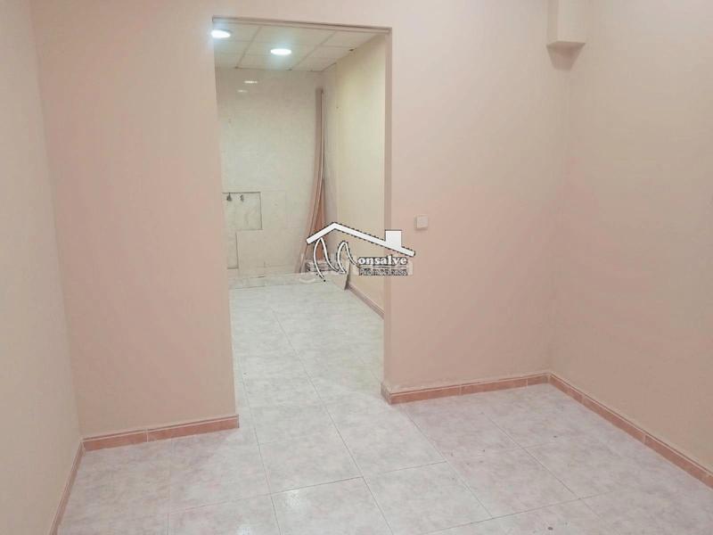 Foto 7db59a3a-c119-46b7-985c-8279b1eee438. Location local commercial dans avenida rufino rubio 10 dans Yeles