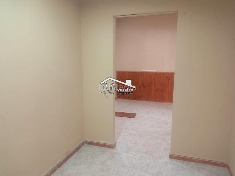 Foto a09f6232-8922-42d9-b6c7-63544badac68. Location local commercial dans avenida rufino rubio 10 dans Yeles