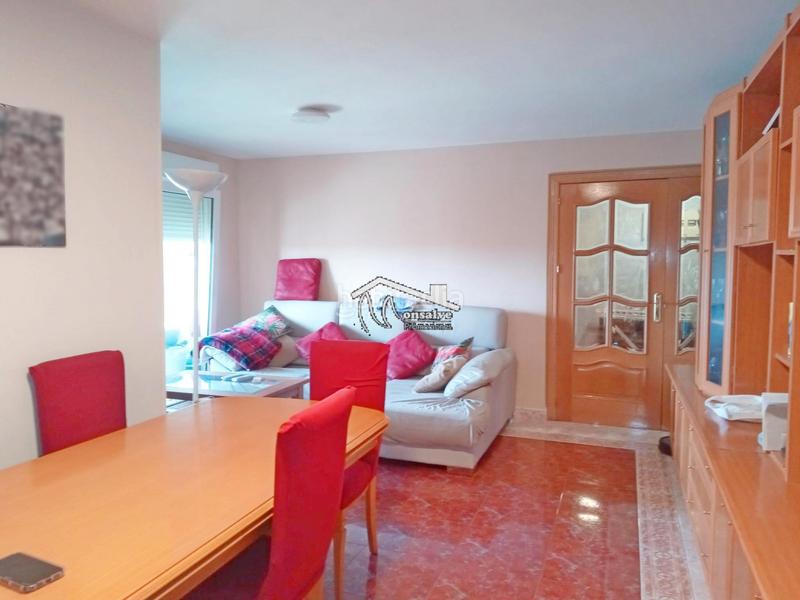 Foto 11c5c624-4b31-41f7-989a-5586a8cedbd4. Appartamento in avenida rufino rubio 10 in Yeles