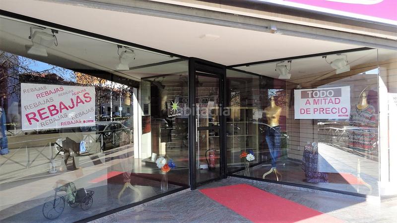 Foto 5d6193ef-0c42-4d49-94bc-5cf78b1030d3. Lloguer local comercial a Coria