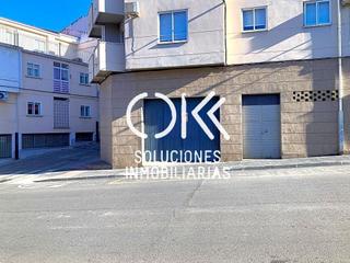 Local Comercial  Del guijo. Local de 109 m2 en el barrio de las malvinas de coriacáceres