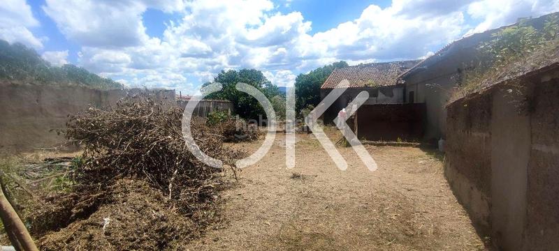 Foto 0ba960e0-10d9-4af2-8cd1-2c2fbb6a68ac. Terreno residencial solar urbano cáceres en Torrejoncillo