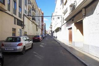 Local commercial  Almanzor