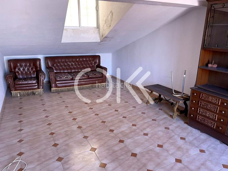 Foto b4479ee7-aa87-431d-8ab3-77ae58d911ad. Duplex in Moraleja