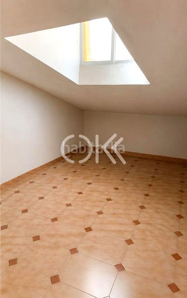 Foto d10fe07f-b06c-4033-92f2-6b668fa48cf9. Duplex in Moraleja