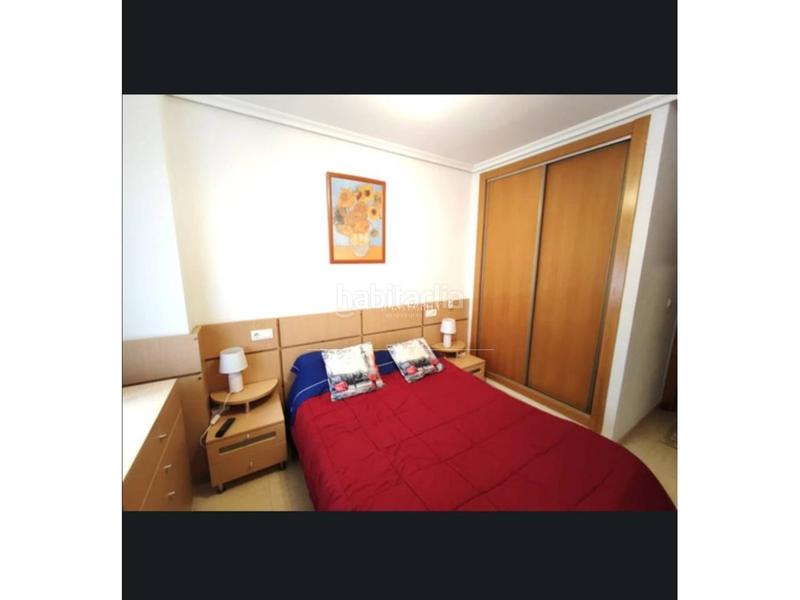 Foto abbc8f63-bf63-49d8-a823-b3ff6bad5be1. Piso en central 44 piso en venta en avenida central en Oropesa del Mar