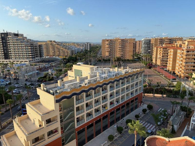 Foto 0d07e91d-8b39-42f9-ae98-8295aa8e168f. Dúplex en galeón 2 vive junto al mar en este espectacular ático dúplex en venta! en Oropesa del Mar