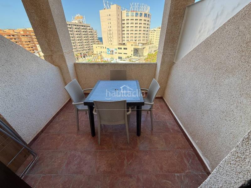 Foto d6d58fb2-cfc1-4732-915f-7c398898bbd2. Dúplex en galeón 2 vive junto al mar en este espectacular ático dúplex en venta! en Oropesa del Mar