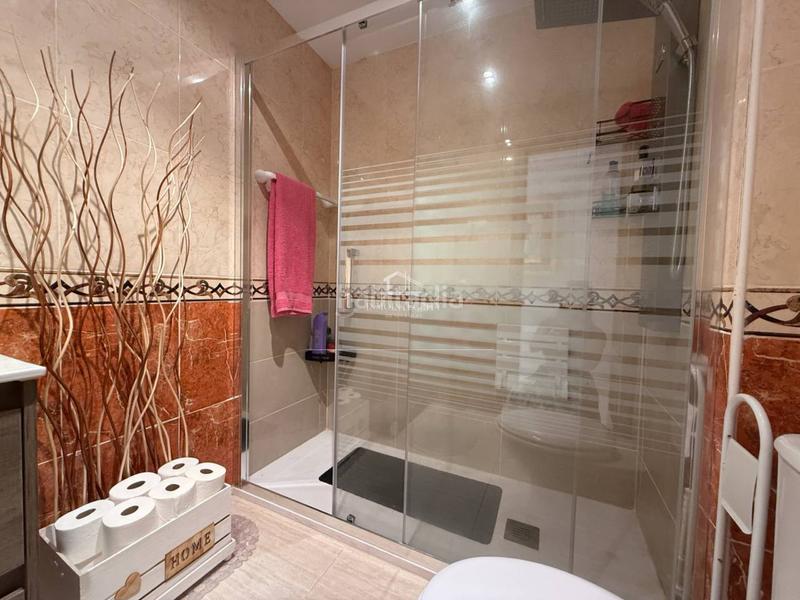 Foto aa458d98-f21e-468b-8150-f112fa7e9336. Apartamento en jardin 33 apartamento frontal con terraza de 32m2 en Oropesa del Mar