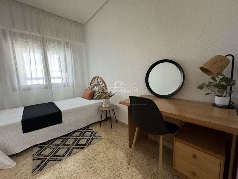 Foto d27ebe26-fada-4e73-aa4b-994623e2e553. Apartment with parking in Avenida de Valencia - Avenida de Casalduch Castellón de la Plana