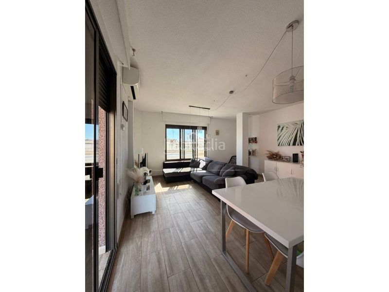 Foto 17f0fb75-83ee-4901-a1a5-1c3dfc18ecb0. Pis a avenida plana 64 a Centro Oropesa del Mar