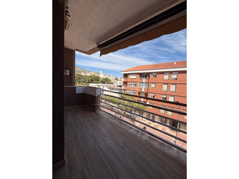 Foto 4f45d173-3ed3-4f96-85bd-2d9023854318. Pis a avenida plana 64 a Centro Oropesa del Mar