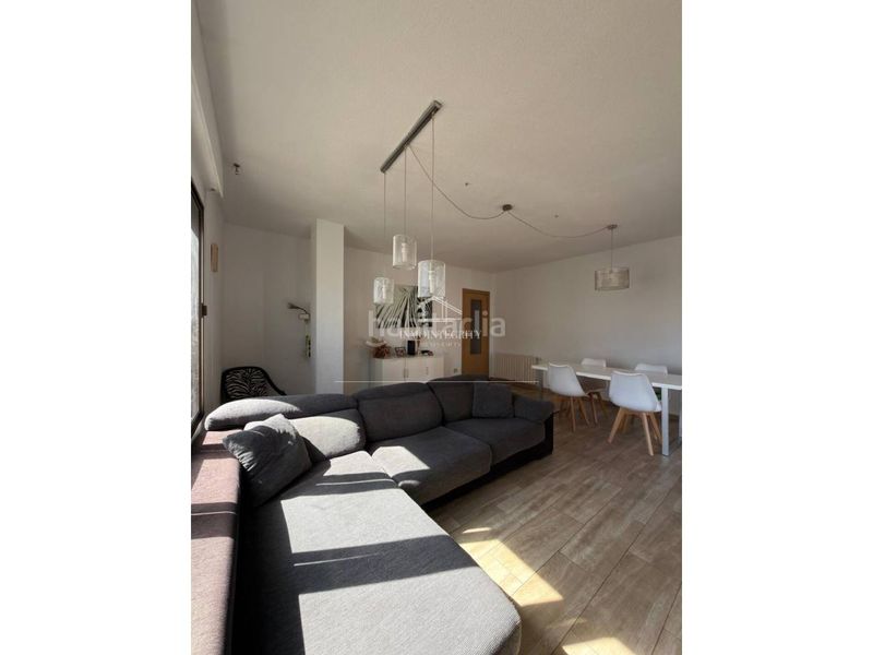 Foto 6a88849e-43f6-4f3b-b503-149e93d8e7a6. Pis a avenida plana 64 a Centro Oropesa del Mar