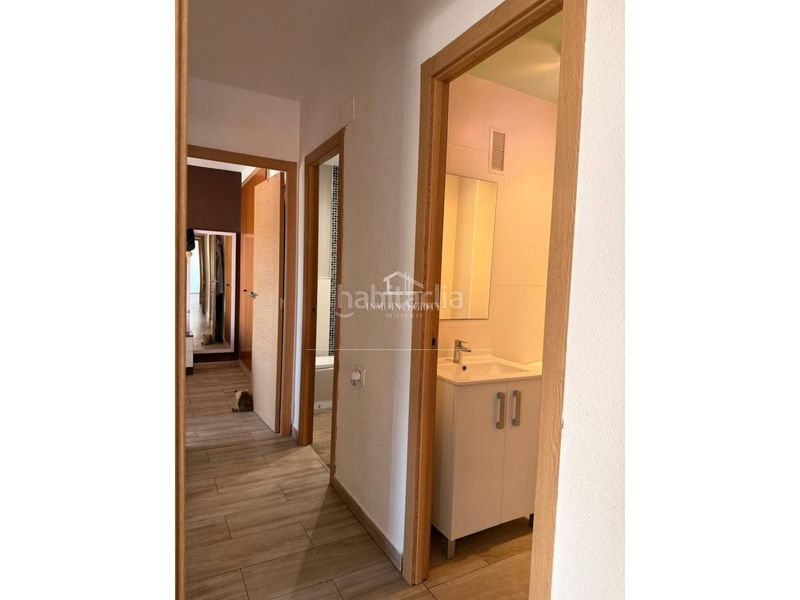 Foto c7d74cfa-cf51-4f12-8947-0f2fbdf64207. Pis a avenida plana 64 a Centro Oropesa del Mar