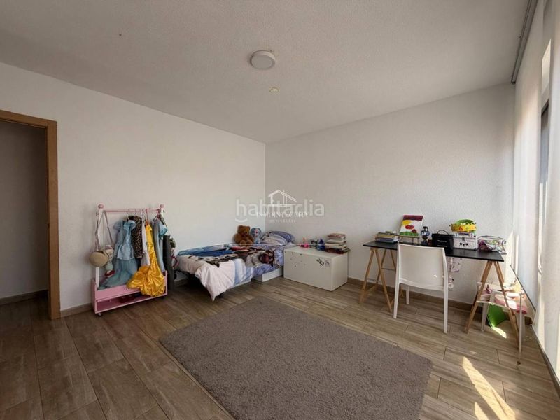 Foto ce6cc1b7-e927-4a89-8e2b-53d634beb574. Pis a avenida plana 64 a Centro Oropesa del Mar