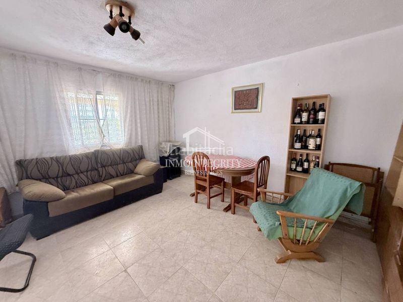 Foto 06047f29-e47c-4c92-b1c9-58ceae7c5141. Casa amb aparcament a Alcora (l´)