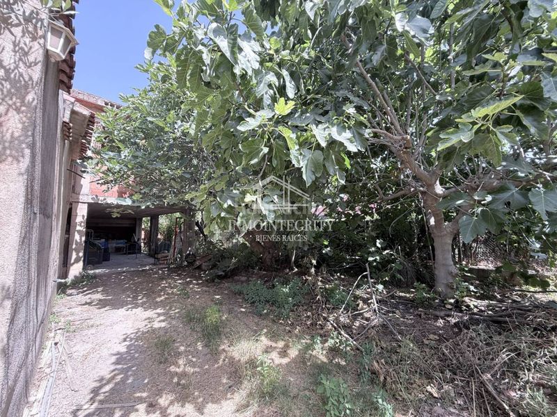 Foto 553af493-d50a-4e3a-a13d-e00b40b0563b. Casa amb aparcament a Alcora (l´)