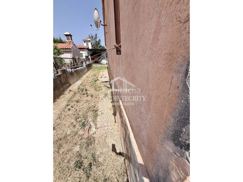 Foto 7731380a-45c8-448d-a821-a1a5624aecda. Casa amb aparcament a Alcora (l´)