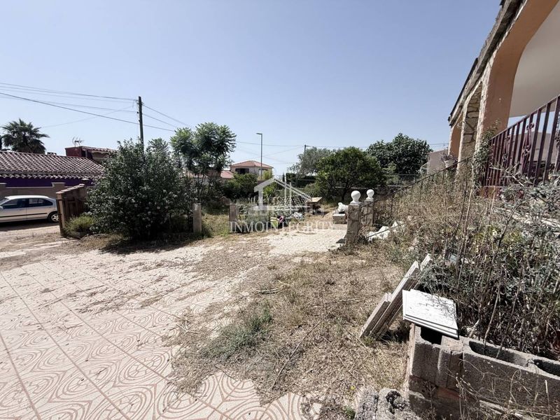 Foto ad595f90-e289-4d61-af6c-06ca09e719fc. Casa amb aparcament a Alcora (l´)