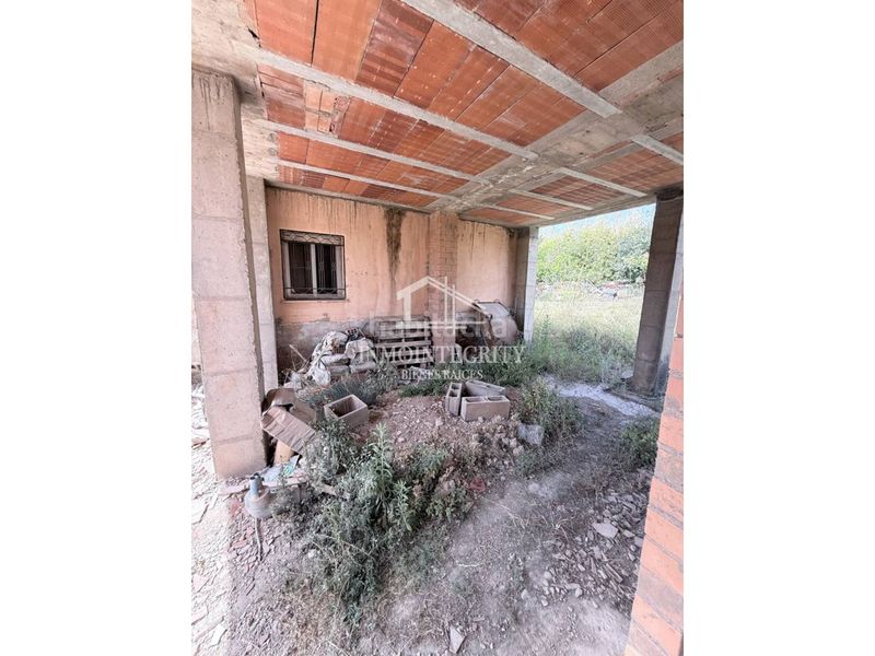 Foto af006ea6-3808-4041-b0d1-2270502f4a54. Casa amb aparcament a Alcora (l´)