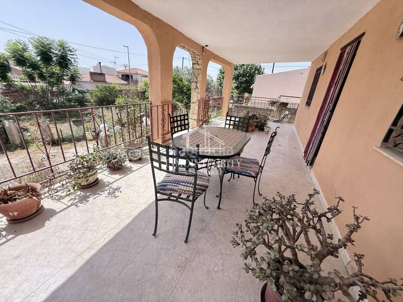 Foto d8c57cd0-1749-461b-b160-d9e4f04a8064. Casa amb aparcament a Alcora (l´)