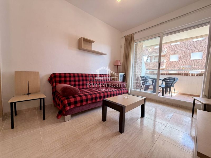 Foto 4ba41398-6436-4c34-9fba-d532d0a10bec. Apartament a avenida central 22 a Costa Marfil Oropesa del Mar