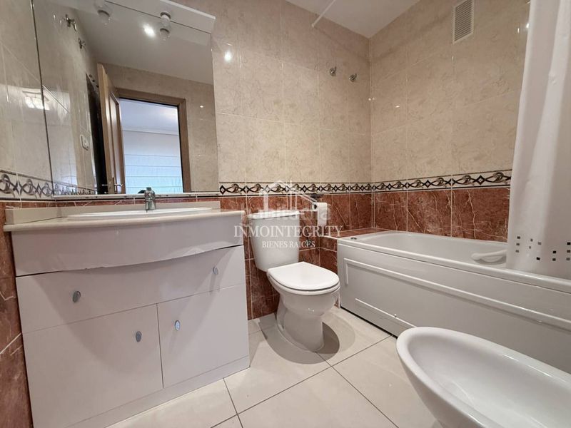 Foto 504aba25-011d-486f-8520-0e74e832c13c. Apartament a calle amplaries 35 a Vista Mar Oropesa del Mar
