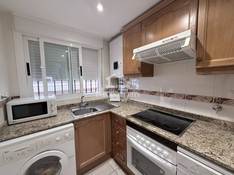 Foto d9a27294-ed16-4521-b4f0-9a6b0bda3997. Apartament a calle amplaries 35 a Vista Mar Oropesa del Mar