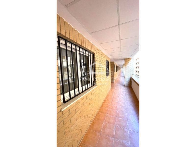 Foto ca96a5e9-3159-4a63-b450-6d8eeff688e4. Apartament a avenida central 14 a Marina Trebol - Neptuno Oropesa del Mar