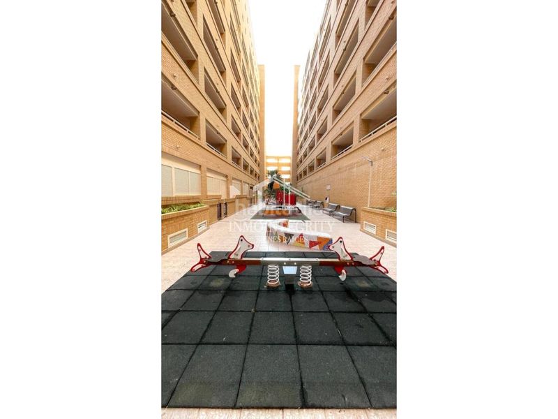 Foto eccbe549-0a96-4de5-81d2-8883102f86e8. Apartament a avenida central 14 a Marina Trebol - Neptuno Oropesa del Mar
