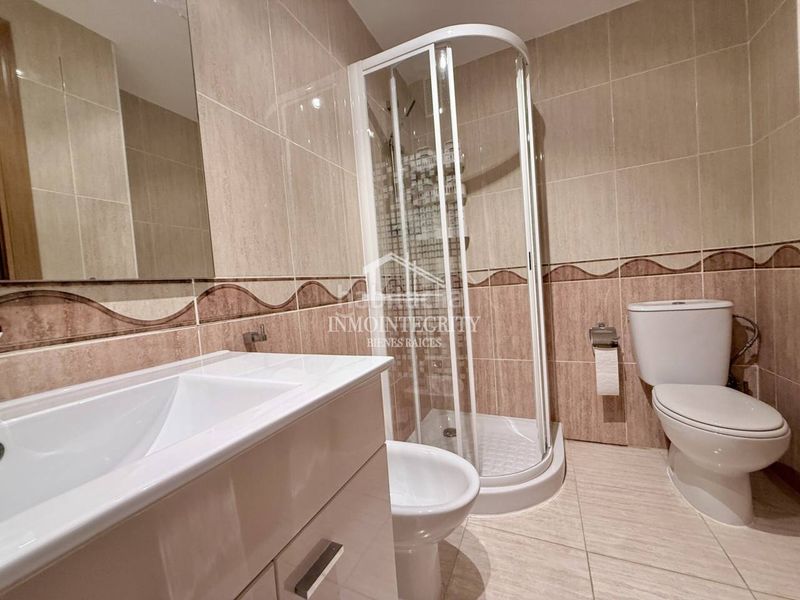 Foto 1f078418-3efd-4a4f-8a23-18cc8f5edd41. Apartament a calle amplaries 25 a Costa Marina Oropesa del Mar