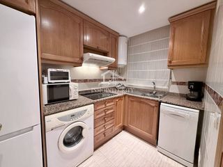 Apartament  Calle amplaries 25. Apartamento cómodo y funcional en el corazón de magic world