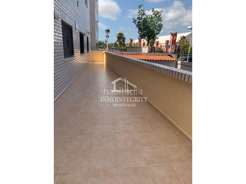 Foto bfb4ce57-fe45-4d58-8002-2905f3e35030. Apartament amb aparcament piscina a Marina Trebol - Neptuno Oropesa del Mar