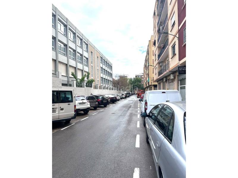 Foto 5188a672-49b5-4b7f-9123-b1ff9ac93c0a. Local commercial dans Torrefiel Valencia