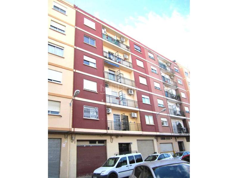 Foto cf0d059f-7a25-4589-8933-9eb051ea5b23. Local commercial dans Torrefiel Valencia