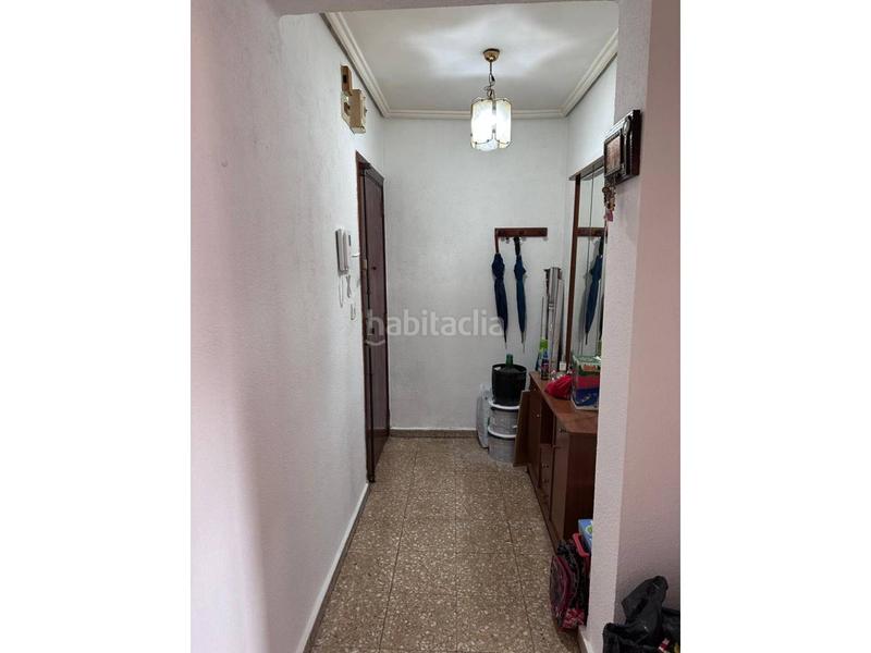 Foto b1ea5c93-35d9-4f22-835f-e43235b4beae. Piso venta de piso en valència capital. sin ascensor en Valencia