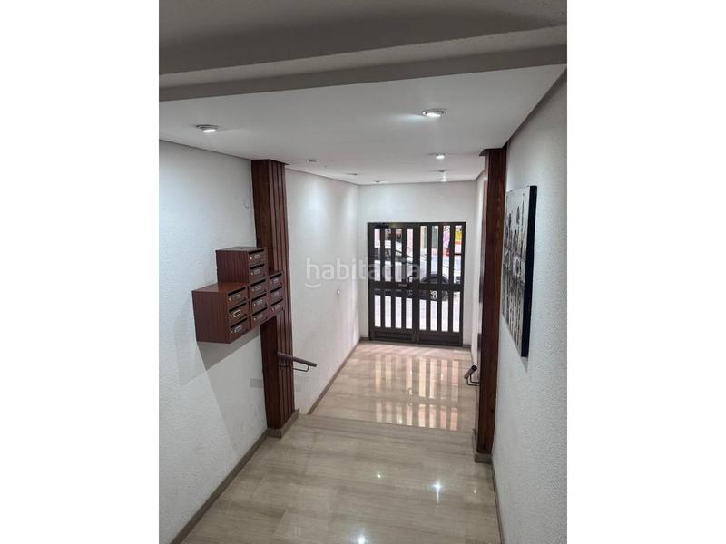 Foto b8ce56ce-361f-4b07-bfb2-e7664f9f3d69. Piso venta de piso en valència capital. sin ascensor en Valencia