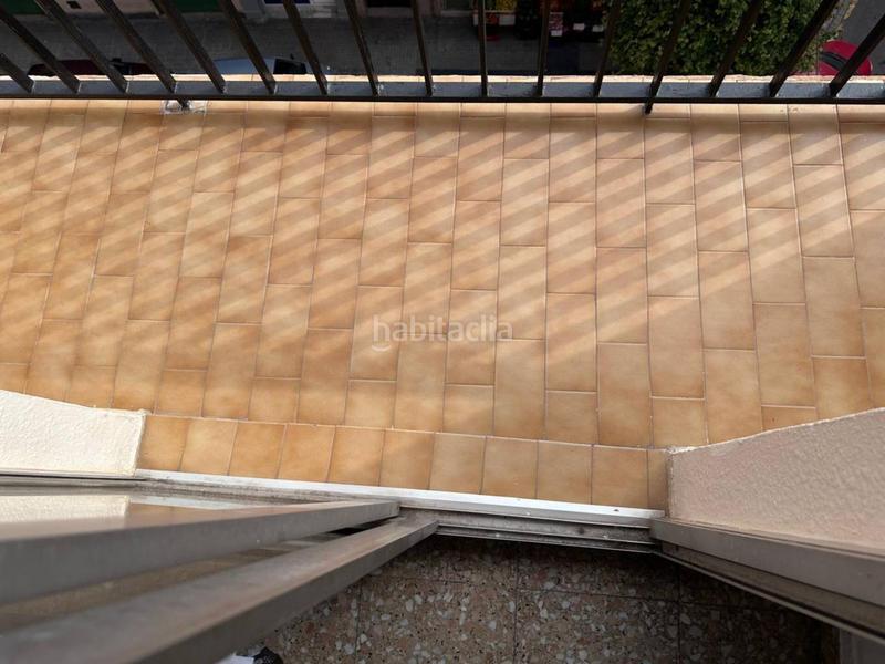 Foto d2c64621-354c-4924-a4db-b2c752a34ec2. Piso venta de piso en valència capital. sin ascensor en Valencia