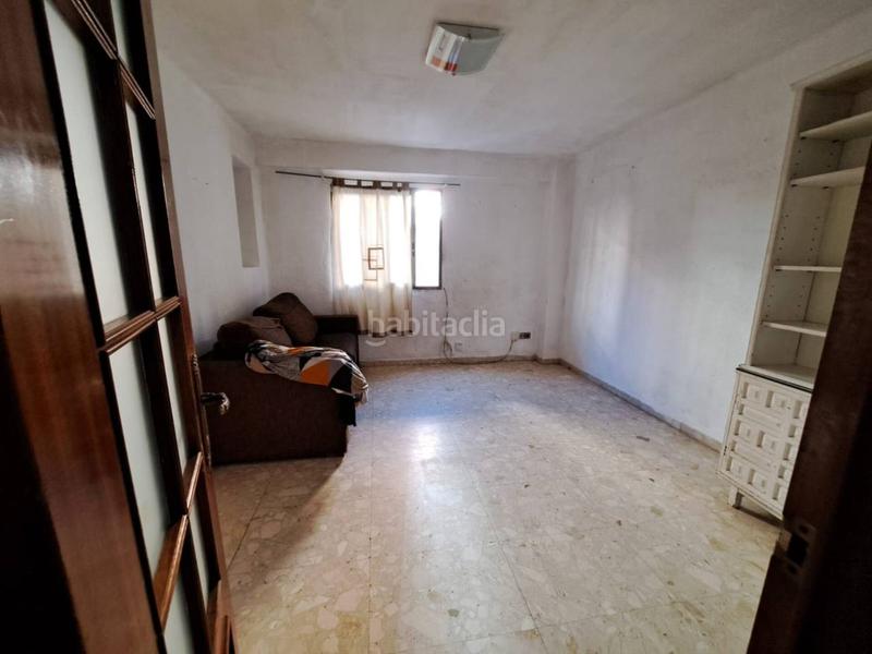 Foto dcc10ec9-39ea-4ce4-8f76-8972a7890155. Pis a L´Amistat Valencia